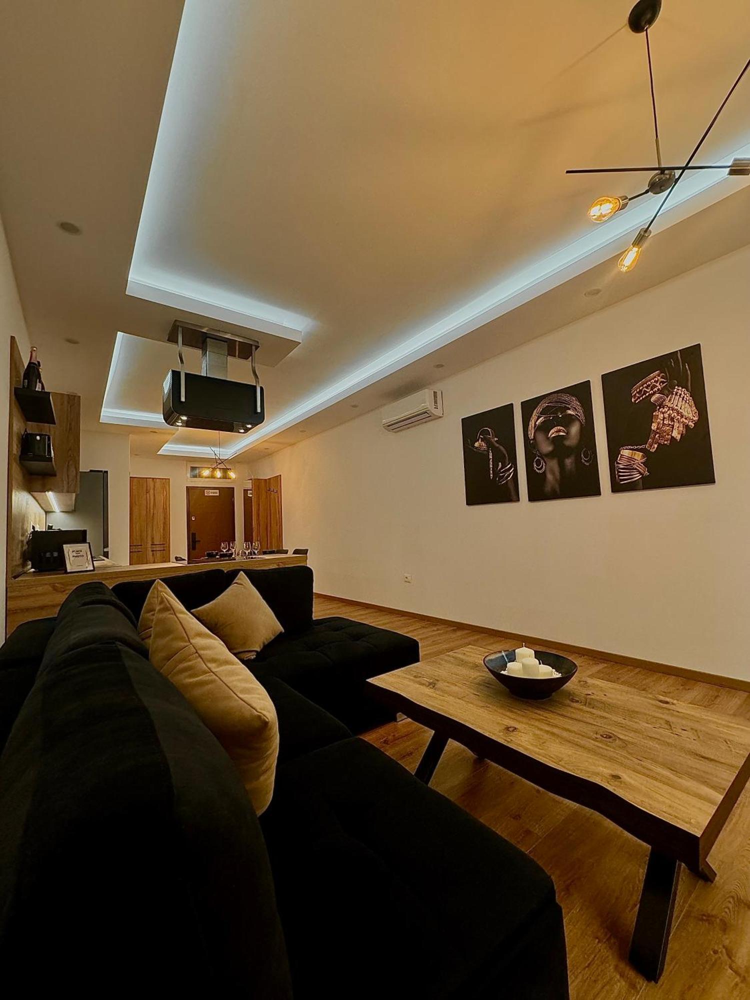 Luxury Central Baba Apartment Shkodër Buitenkant foto