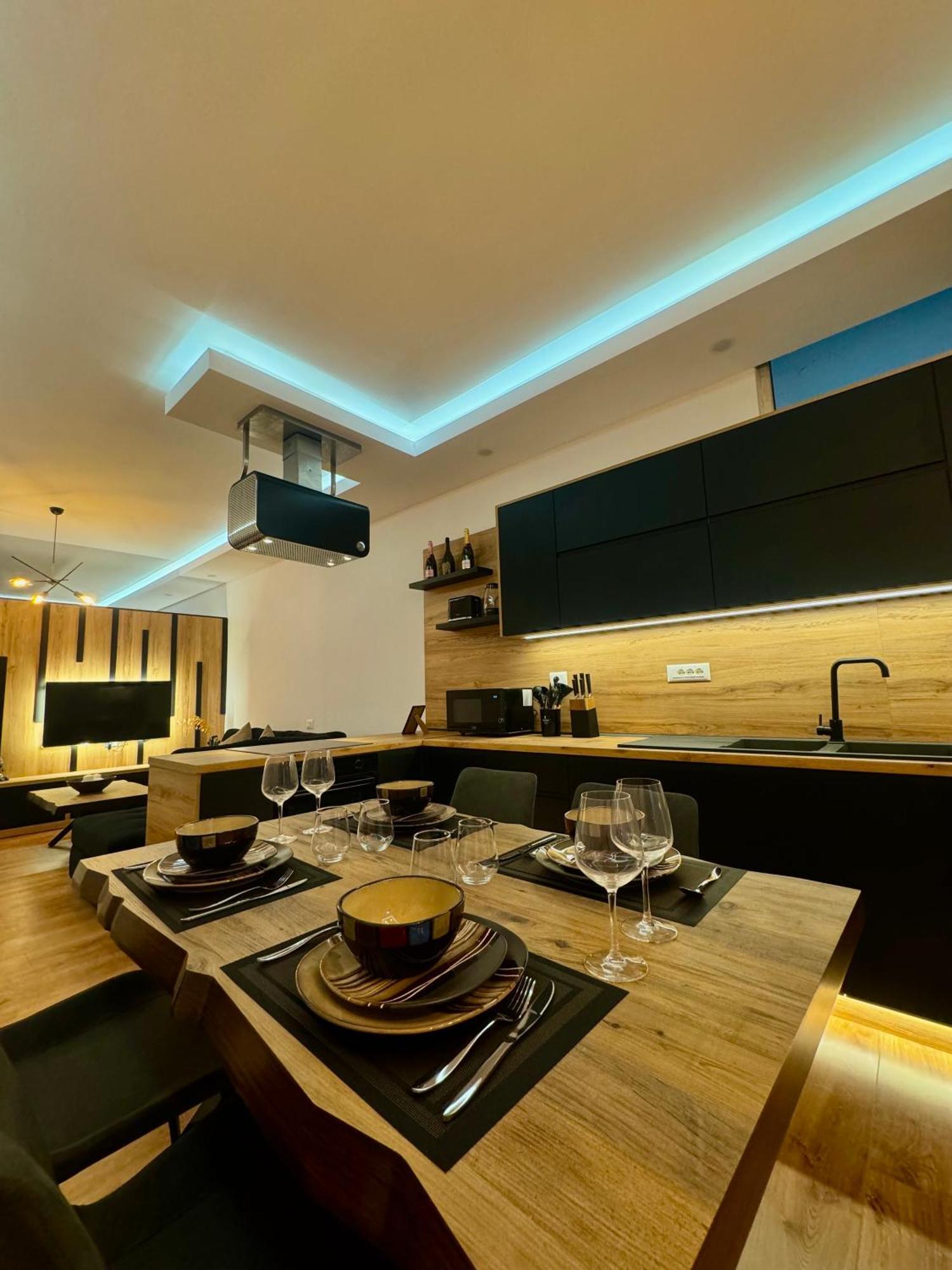 Luxury Central Baba Apartment Shkodër Buitenkant foto